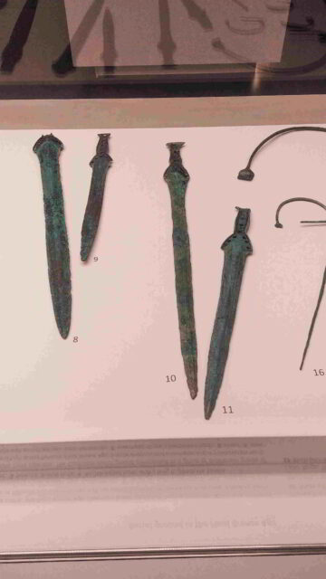 MUSEO REGGIO CALABRIA SPADE ANTICHE