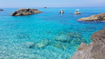 PRAIA I FOCU SPIAGGIA CAPO VATICANO CALABRIA COME ARRIVARE TRASPARENZA DELL'ACQUA