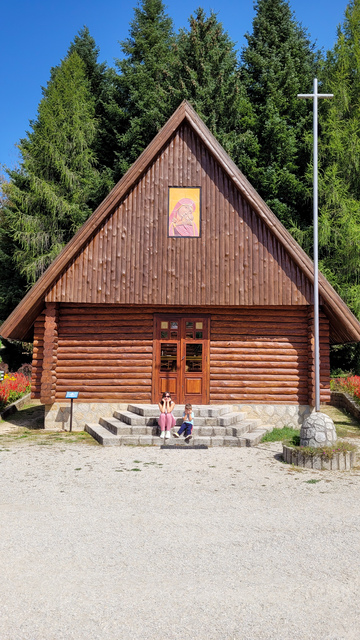 PARCO VILLA VITTORIA MONGIANA CALABRIA CHIESA