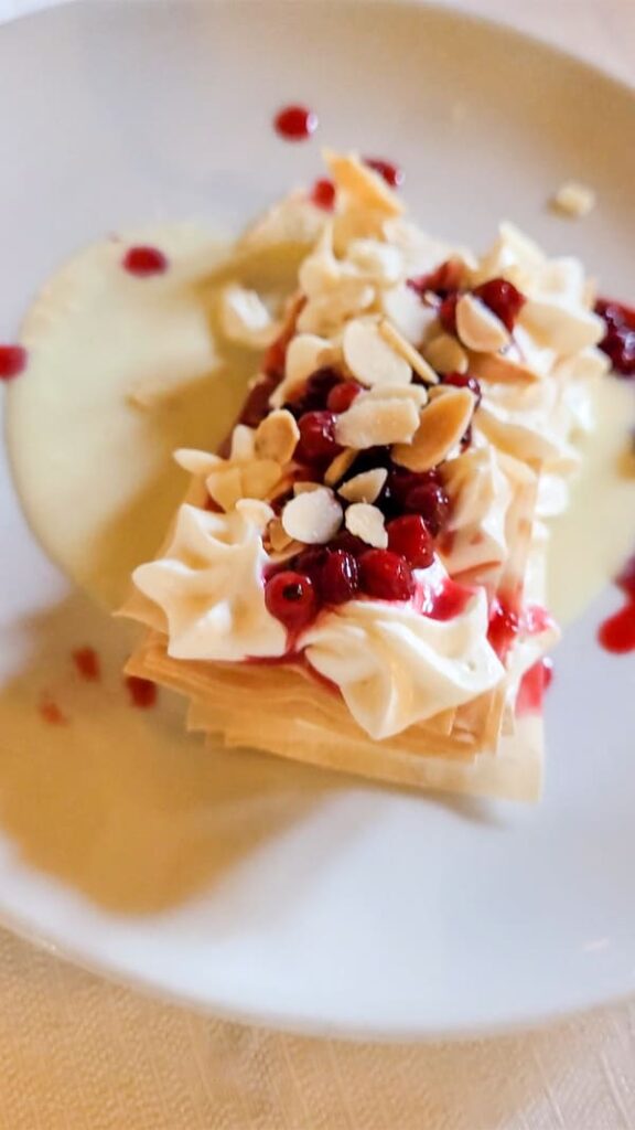 MASSERIE PUGLIA SCAGNITO SFOGLIATELLA CHANTILLY