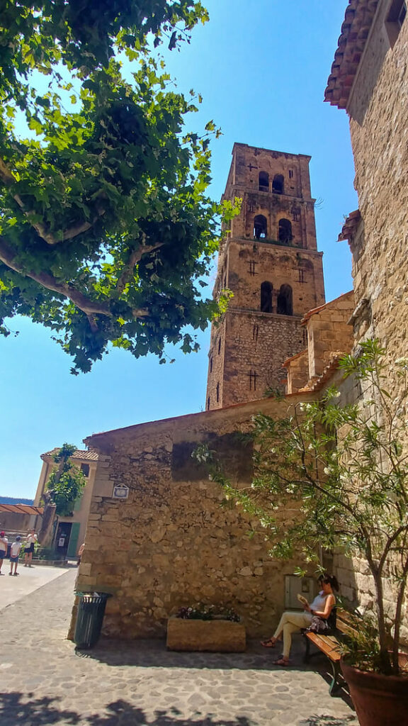 VALENSOLE COSA VEDERE MOUSTIERS SAINTE MARIE