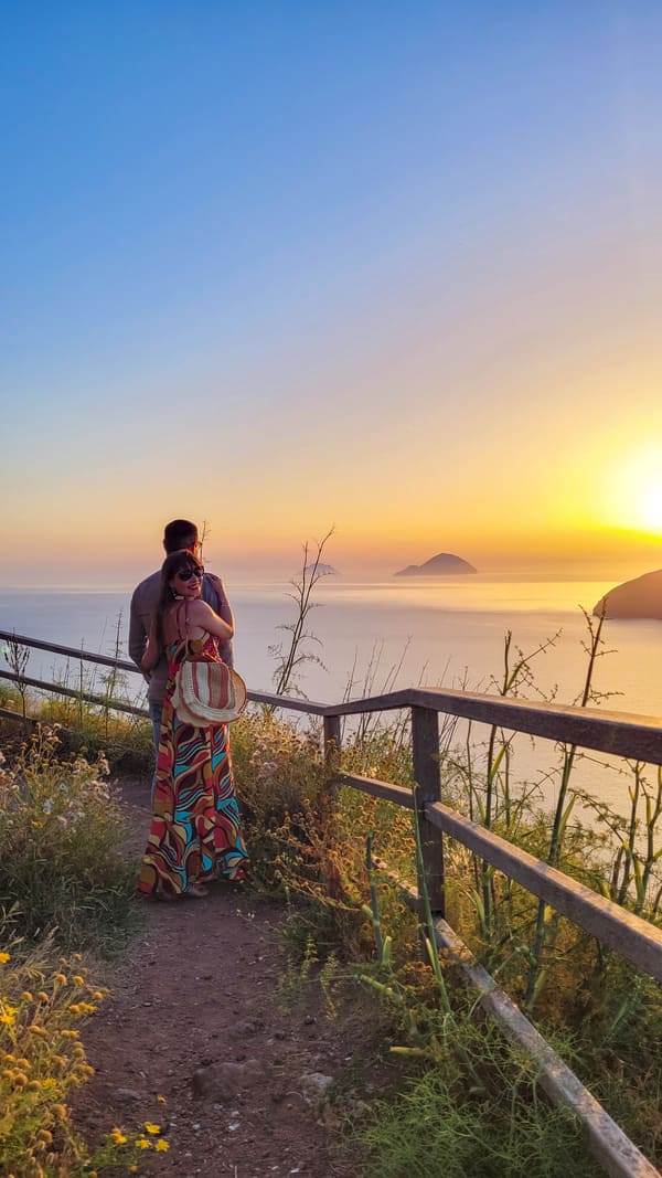LIPARI COSA VEDERE QUATTROPANI TRAMONTO