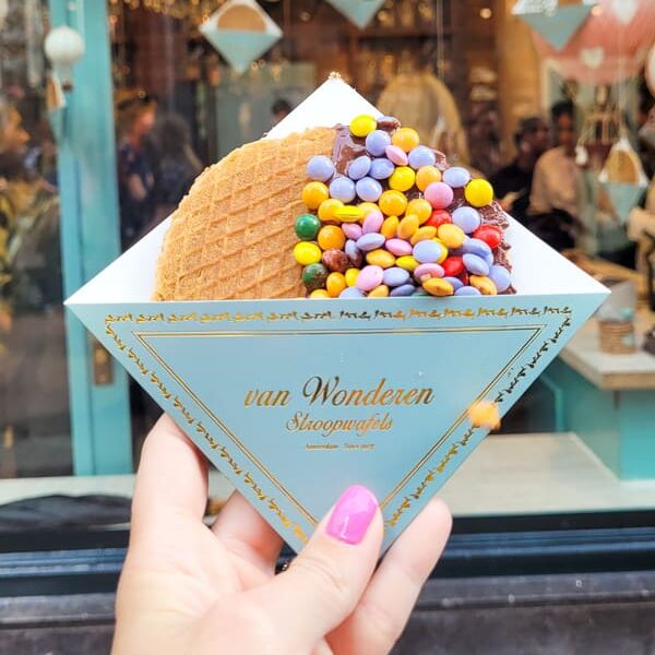 AMSTERDAM COSA MANGIARE TIPICO STROOPWAFEL
