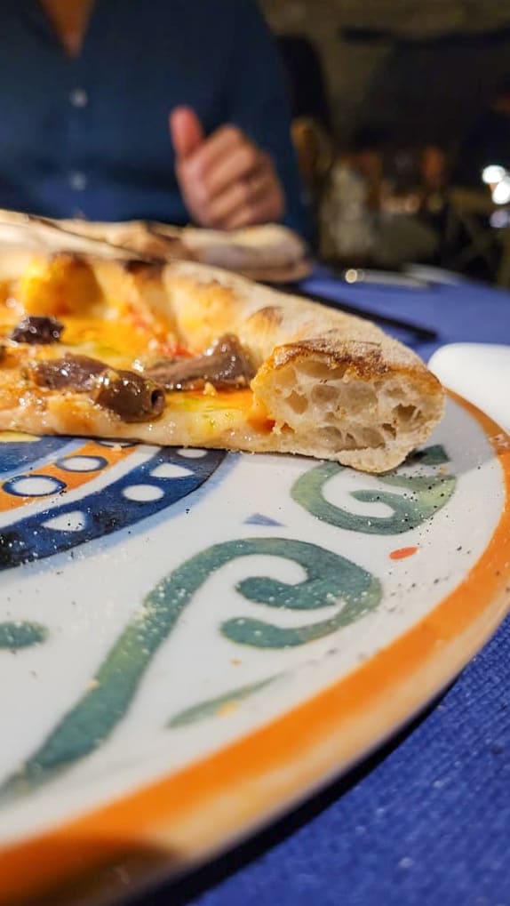 MARZAMEMI DOVE MANGIARE PIZZA CAVEAU