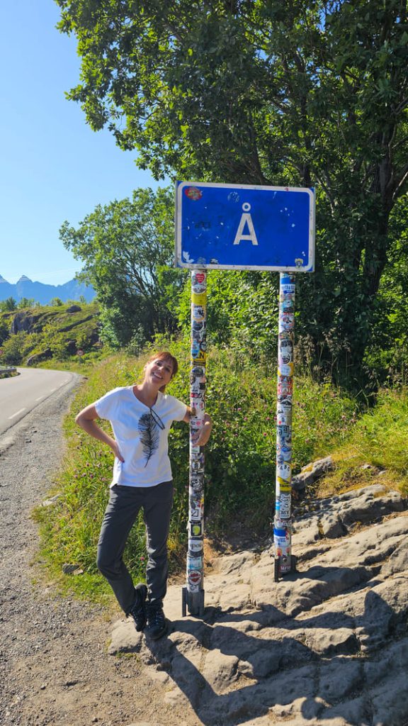 LOFOTEN COSA VEDERE VILLAGGIO A