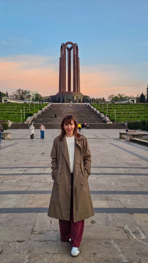 ROMANIA COSA VEDERE MONUMENTO EROI